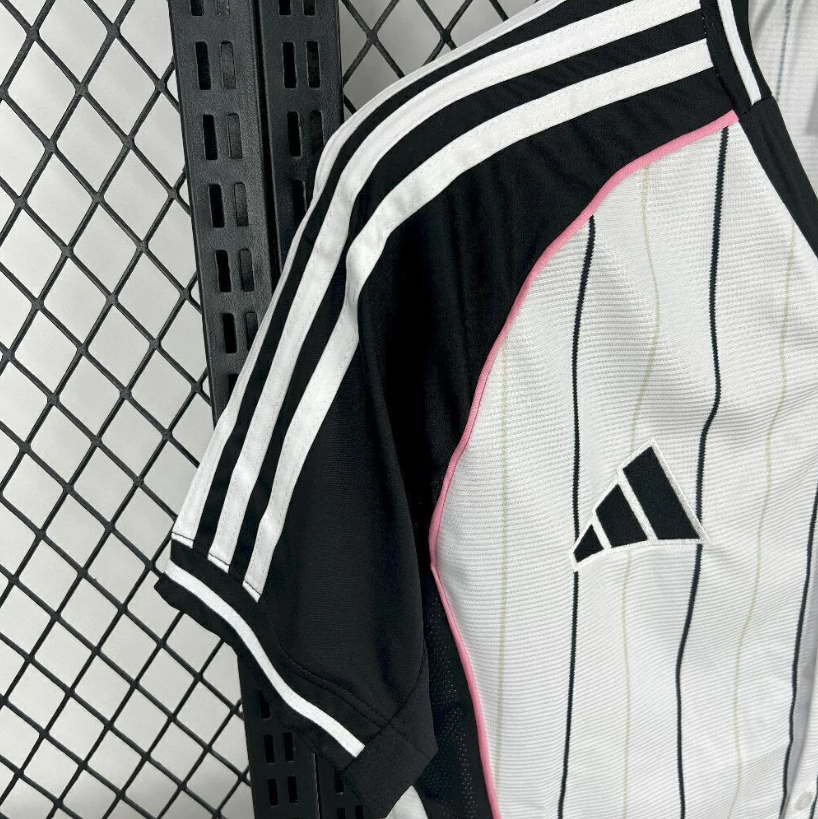 Camisa Juventus Viagem US 'Mundial De Clubes' 2025/26 Torcedor Masculina
