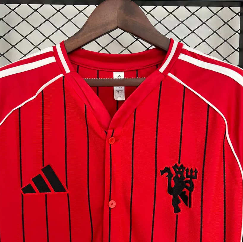 Manchester United - US Pack Baseball 2025-26